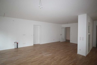 Neubau-Erstbezug! Großzügige 4-Zimmer-Wohnung mit Terrasse und Gartenanteil!