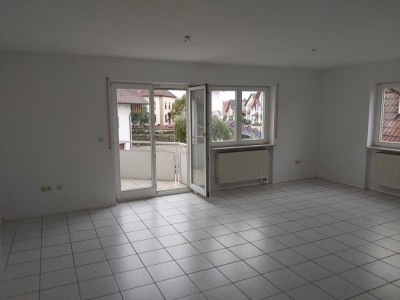 2-Zimmer-Wohnung in Oberkirch-Stadelhofen
64 m² | Balkon | Stellplatz | 1. OG