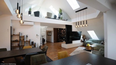 PENTHOUSE DER EXTRAKLASSE! 230 m² Wohnluxus mit Galerie &amp; Traumterrasse!