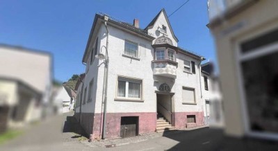 Sanierungsbedürftiges Wohn- und Geschäftshaus mit viel Potenzial in Pommern