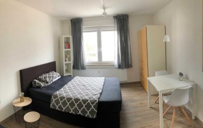 Neuwertiges, helles und möbiliertes Ein-Zimmer-Appartement
