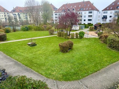 Stilvolle 3-Zimmer-Wohnung mit EBK und Balkon in Augsburg