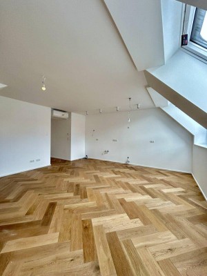 Exklusives Wohnen auf zwei Ebenen - Maisonette in Top-Lage mit Balkon und Terrasse in 1090 Wien