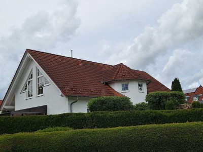 Ohne Makler. Einfamilienhaus mit 5 Zimmern.