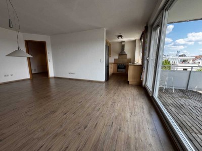 Großzügige und helle 3-Zimmer-Wohnung mit Weitblick mitten in Musberg inkl. TG-Stellplatz