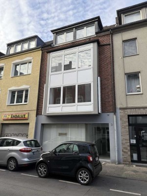 Schicke 2-Zimmer-Wohnung im 2. OG in Krefeld-Stadtmitte