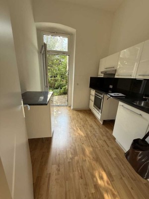 Helle 3-Zimmer Wohnung in Düsseldorf Lierenfeld - inklusive EBK und Garten zur alleinigen Nutzung