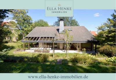 Exklusives, großes Einfamilienhaus auf 2.880m²  Parkgrundstück mit Indoor-Pool + Sauna...
