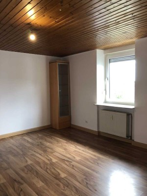 1-Zimmer-DG-Wohnung in Neustadt/Weinstraße