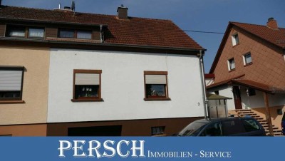 Gemütliches Haus mit schönem Garten!!!