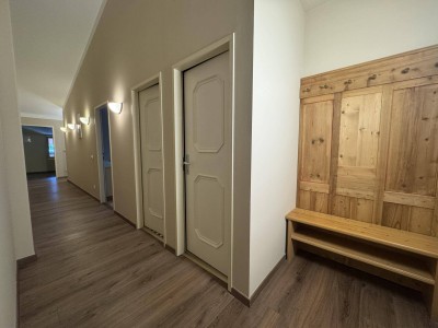 Neu sanierte 4-Zimmer Wohnung