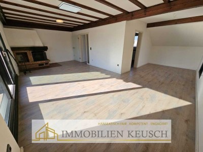 Preis deutlich gesenkt ! Raumwunder - Große 5-Zimmer-Whg. mit Sonnenbalkon + 50qm Nutzfläche in ruhi