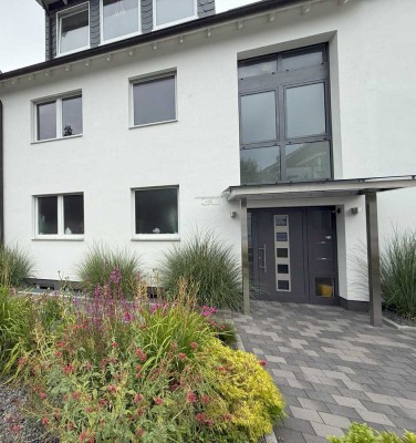 Geschmackvolle 4-Zimmer-Maisonette-Wohnung mit gehobener Innenausstattung mit Balkon in Essen