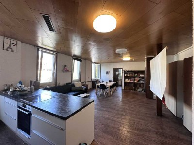 Schönes Studentenzimmer in einem Studentenwohnheim in Tübingen