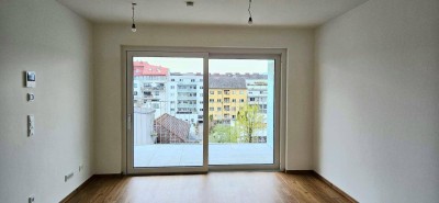 Singel oder Pärchenwohnung Stadtzentrum mit 80 m2 Garten, 11 m2 Terasse TG Platz-ERSTBEZUG