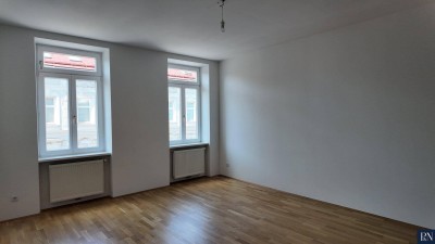Sanierte 2-Zimmer-Altbauwohnung nahe Schloss Schönbrunn