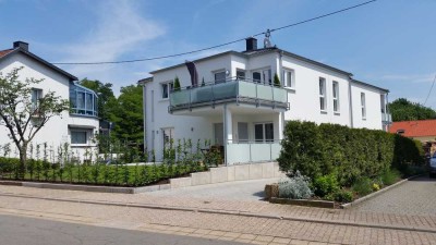 moderne 3 ZKB-Mietwohnung in Saarlouis mit Balkon, Garage und Stellplatz