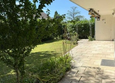 Familienleben unter einem Dach – Zweifamilienhaus mit Garten und Potenzial