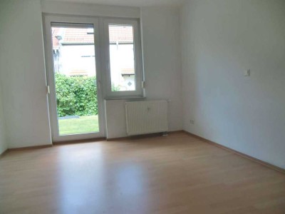 **Gepflegte 1-Zimmer-Wohnung mit Terrasse in beliebter Lage**