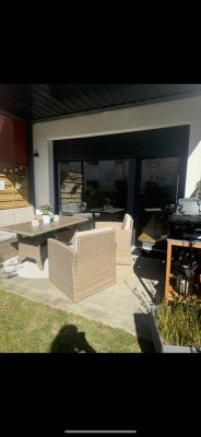 Moderne 2-Zimmer-Erdgeschosswohnung mit Terrasse und Gartenanteil
