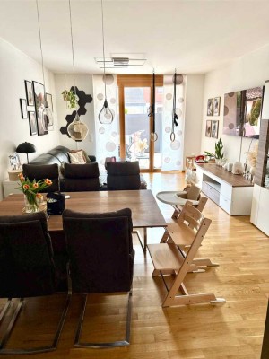 Exklusive 3-Raum-EG-Wohnung mit Terrasse und neuwertiger Einbauküche in Deggendorf