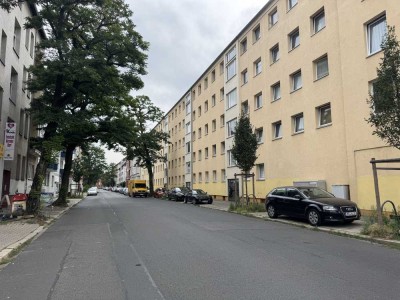 Ihr Platz über den Dingen – Balkonwohnung im 4. OG
