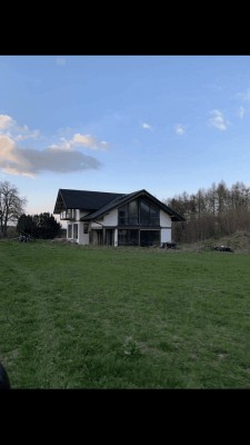 Haus am Rande und dennoch am Schuss