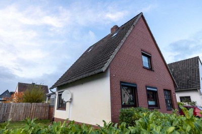 *** GEPFLEGTES EINFAMILIENHAUS IN RUHIGER LAGE ***