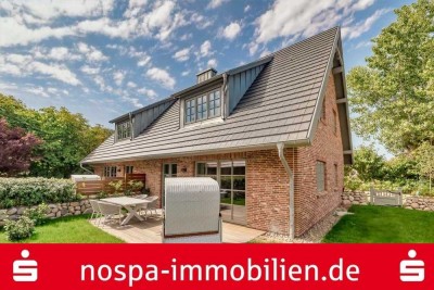 Neubau - exklusive Doppelhaushälfte im Süden von Westerland