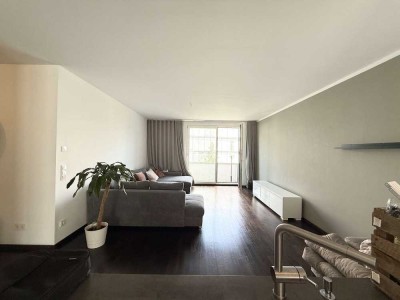 Neuwertige 2-Zi.-Whg. mit Ostbalkon, TG-Stellplatz, Abstellkammer & Kellerabteil in Maxvorstadt
