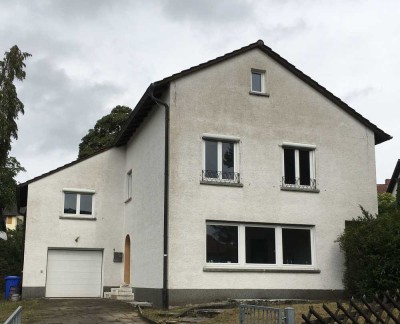 Einfamilienhaus mit 6 Zimmern und Garage in Alzenau