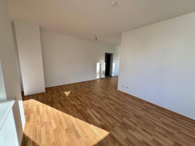 3-Zimmer-WOHNUNG | schöne Terrasse