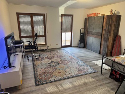 Geschmackvolle 1-Zimmer-Wohnung mit Einbauküche in Eppingen