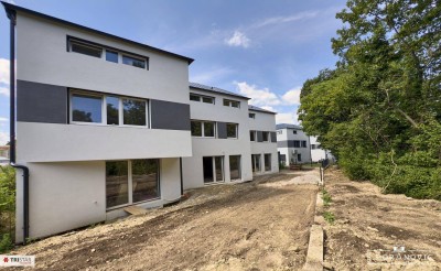 NEU! ++ ZIEGELMASSIV ++ 12 REIHENHÄUSER ++ 2 PKW-STELLPLÄTZE PRO HAUS ++ GARTEN &amp; TERRASSE ++ BELAGSFERTIG ++ FISCHAMEND ++