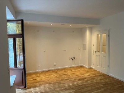 *Wohntraum im Lutherviertel* - 2-Raum-WE - West-Balkon, FBH, Parkett, CAT-7 Netzwerk, Wohnküche