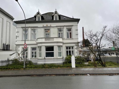 Repräsentative Villa mit Charme – Denkmalgeschütztes Juwel ab sofort bezugsbereit!
