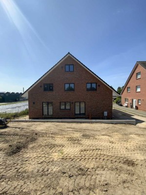 Erstbezug/Neubau, 2 x DHH 5 Zimmer, je 153 m² zzgl. Terrasse