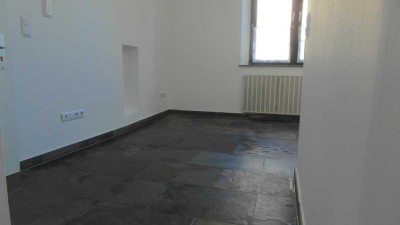 Pracht Immobilien- Großzügige 1 Zimmerwohnung in MG Dohr