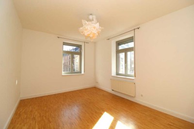 Energieeffizienz trifft Wohnstil: moderne 3,5 Zimmer-Wohnung in Ludwigshafen