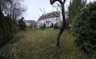 3-Zimmer EG Wohnung mit riesigem Garten (250 m²)