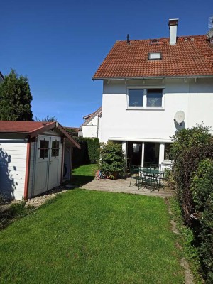**Reserviert** Schönes Reihenendhaus - provisionsfrei