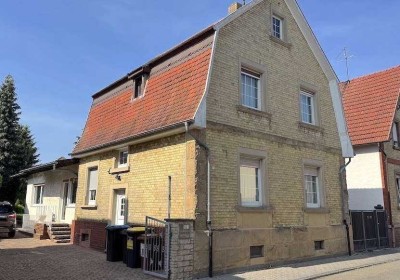 Charmantes Einfamilienhaus mit großem, gut gepflegtem Garten in Mörfelden-Walldorf