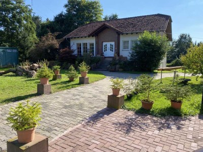 Wohnhaus in idyllischer Lage mit großer Fischzuchtgewerbefläche / Kauf auf Rentenbasis