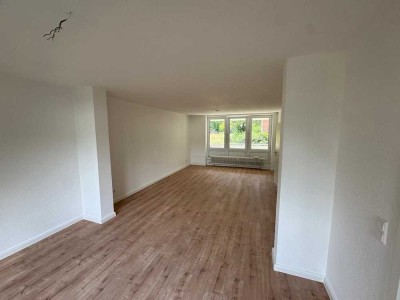 Geräumige 5-Zimmer-Wohnung mit Balkon an der MHH