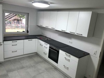 Geschmackvolle 3,5-Raum-Wohnung mit Balkon und Einbauküche in Burgstetten