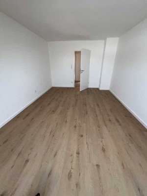 Frisch renovierte Dachgeschosswohnung