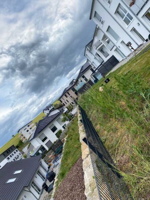 Neuwertige 3 Zimmer-Wohnung mit Traumausblick
