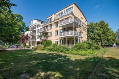 ***Schön gelegene Wohnung mit Balkon in Wassernähe***