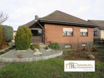 Gemütliches EFH im Bungalowstil mit Vollkeller u. Garage in ruhiger Wohnlage