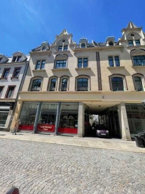 Moderne offene Galeriewohnung im Loftstil